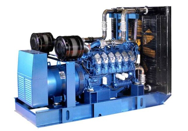 山西康明斯30kw小型柴油二手发电机组